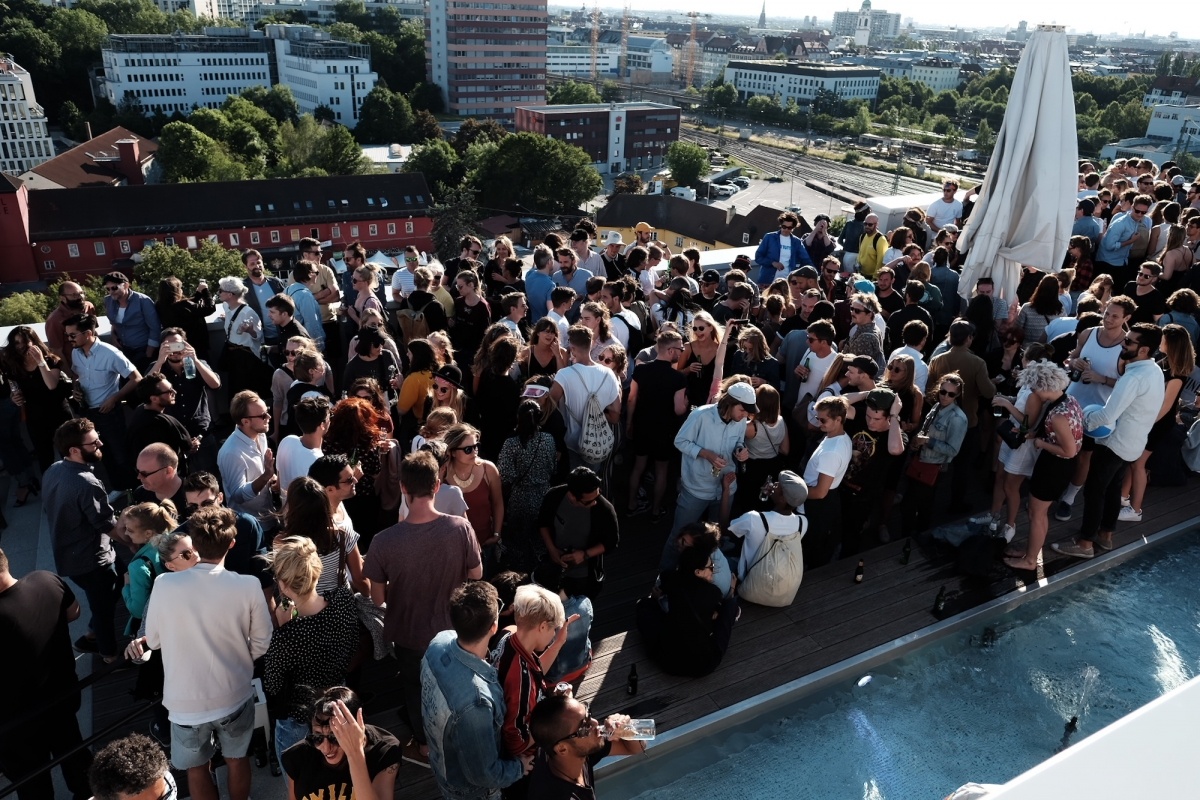 2017_0617_18552200_e